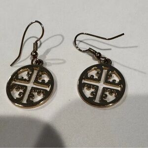 Chic Gold Hook Earrings